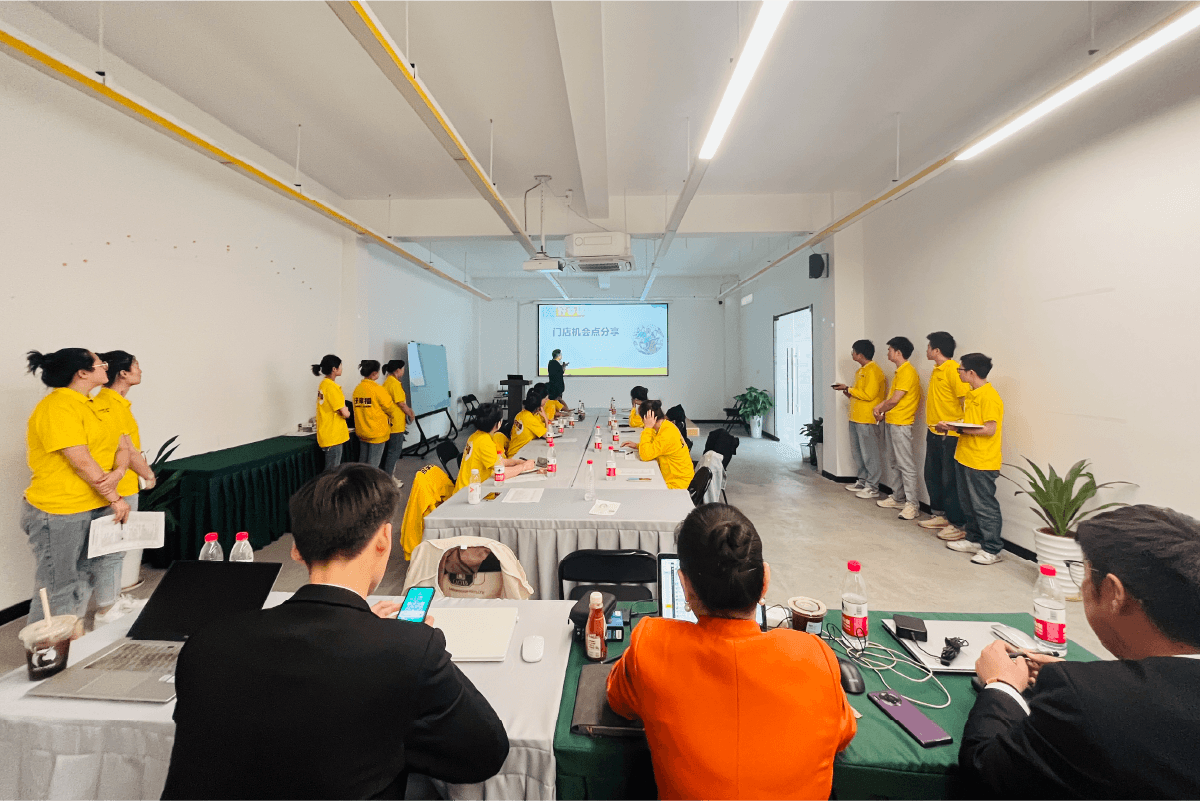 双业态经营破内卷，新式门店抢占线下客流(图1)